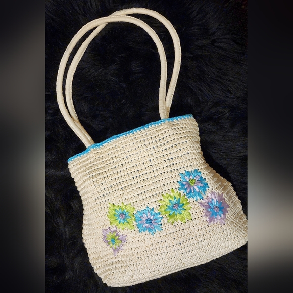 Summer Boho Straw Beach Bag Crocheted Tote With Embroidered Flowers - Picture 2 of 13